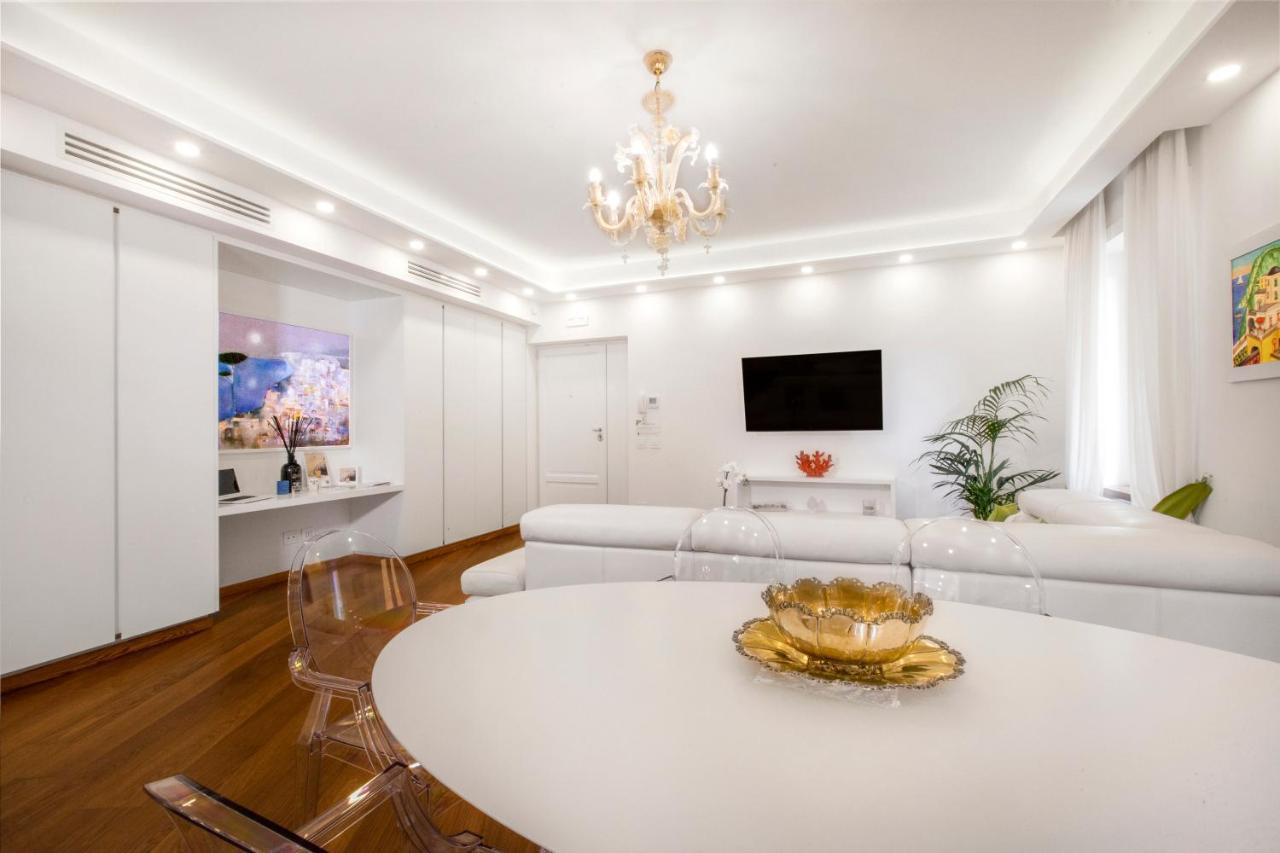 Sorrentovibes - Luxury Home Sea View & Jacuzzi In Sorrento Centre Luaran gambar