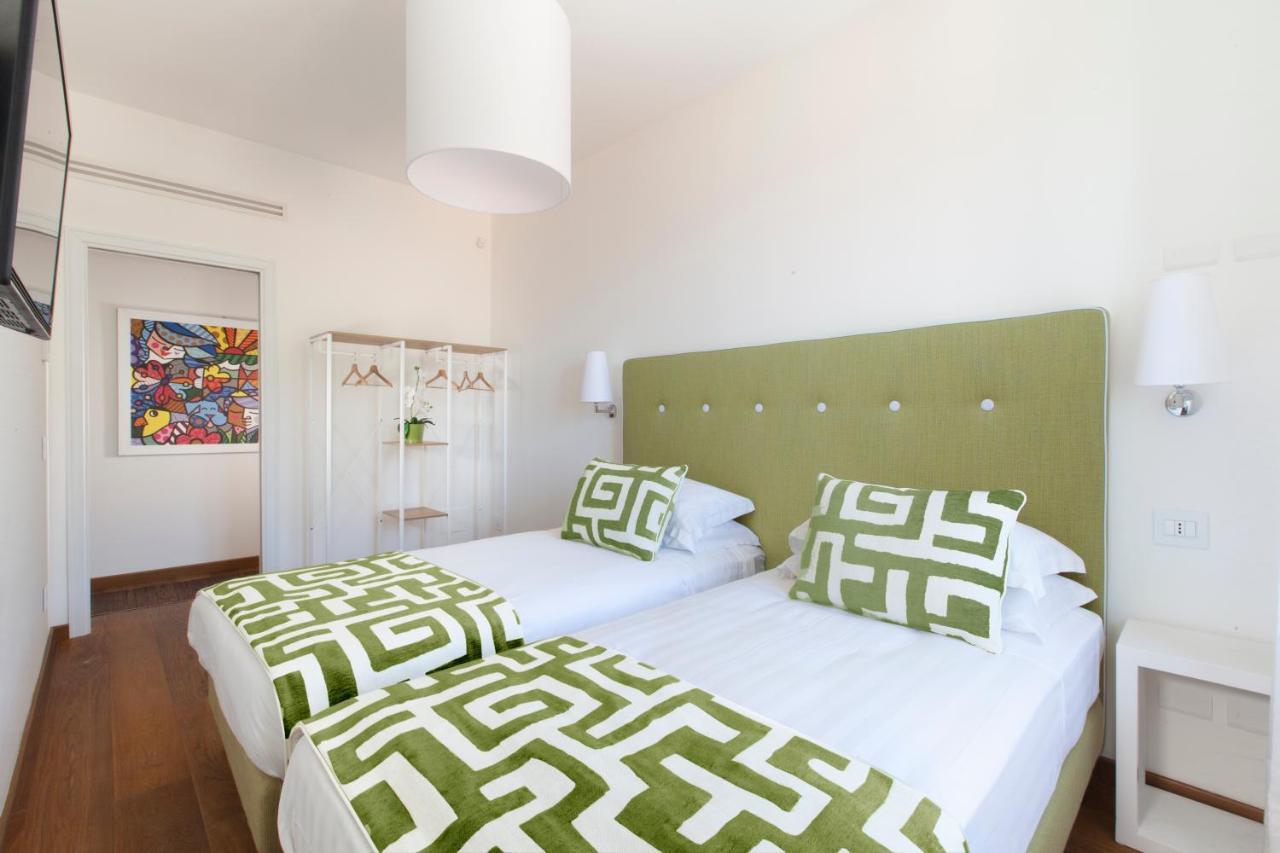 Sorrentovibes - Luxury Home Sea View & Jacuzzi In Sorrento Centre Luaran gambar